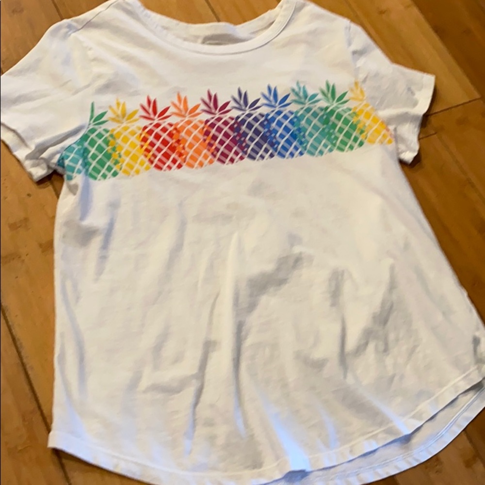 Rainbow pineapple tee